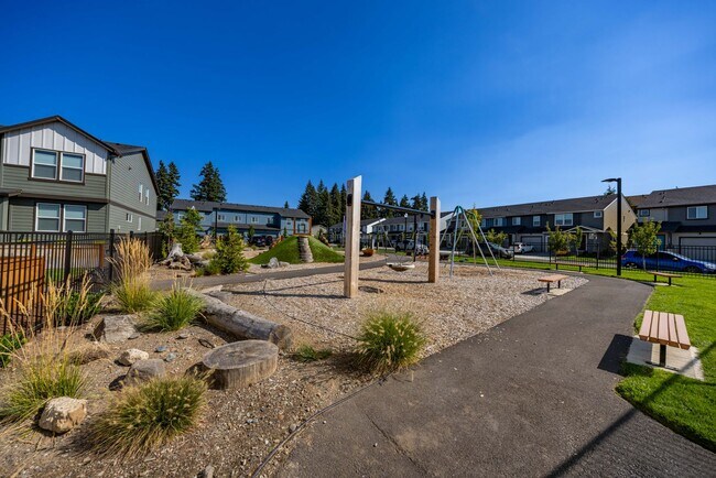 Building Photo - Brand New! - 3 Bedroom Townhome in Brush P...