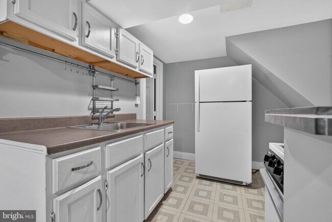 Building Photo - 4130 Military Rd NW