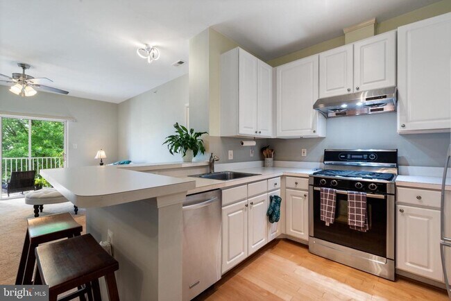 Building Photo - 12016 Amber Ridge Cir
