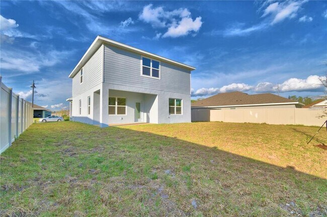 Building Photo - 906 Sofia Ln