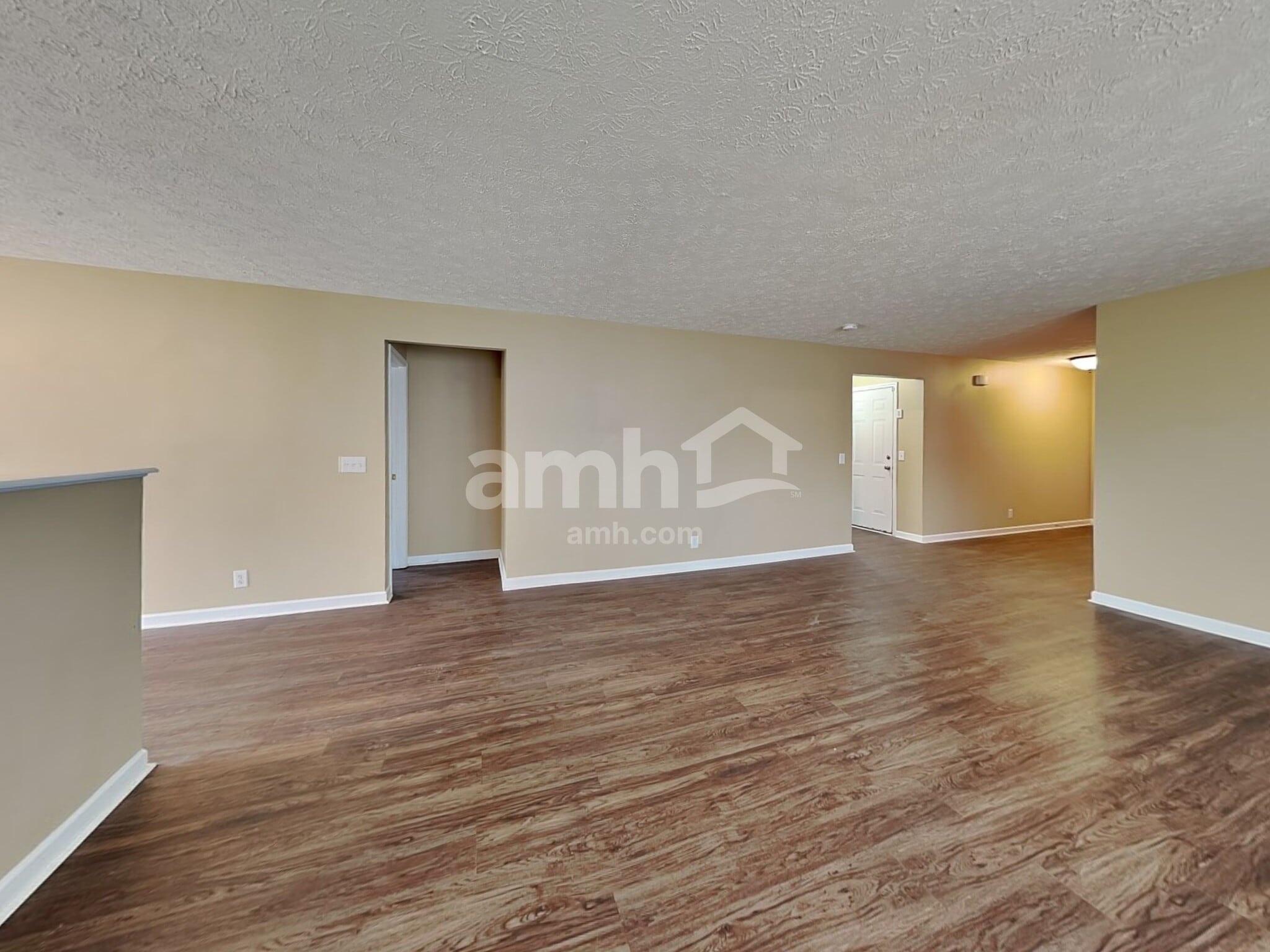 Building Photo - 3173 Hidden Creek Dr