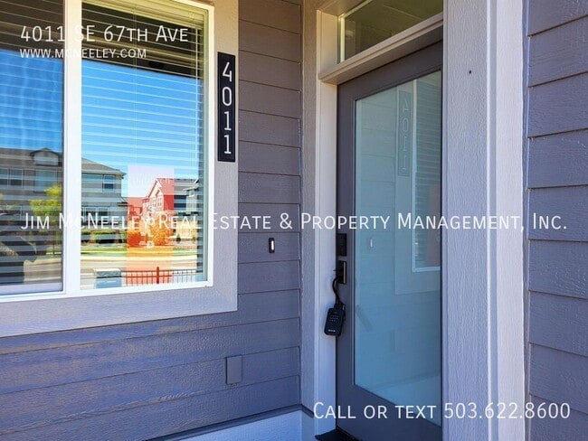 Building Photo - 4011 SE 67th Ave