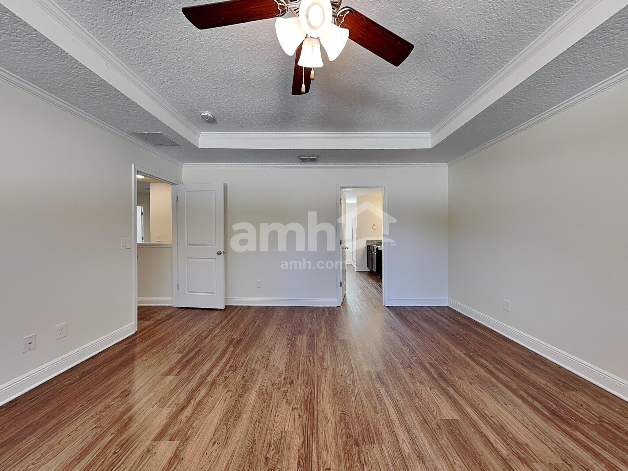 Building Photo - 719 Zarabrooke Ct