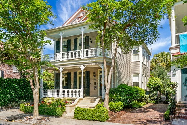 Building Photo - 6 Wentworth St