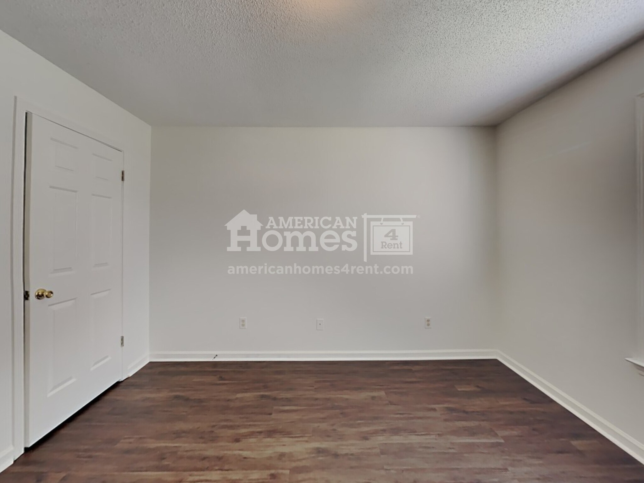 Building Photo - 245 Brookstone Cove