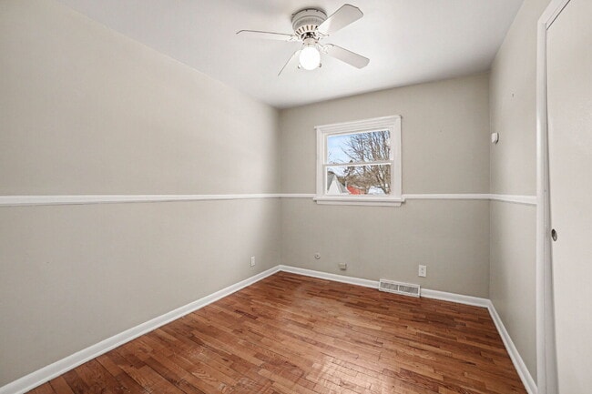 Building Photo - Updated- Well Maintained 3 bedroom Rental Home- $1650/Month