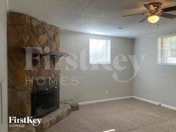 Building Photo - 1478 Spruce Ridge Way