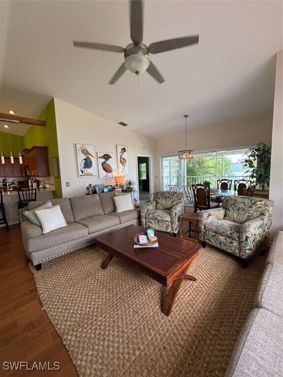 Building Photo - 2136 Tama Cir