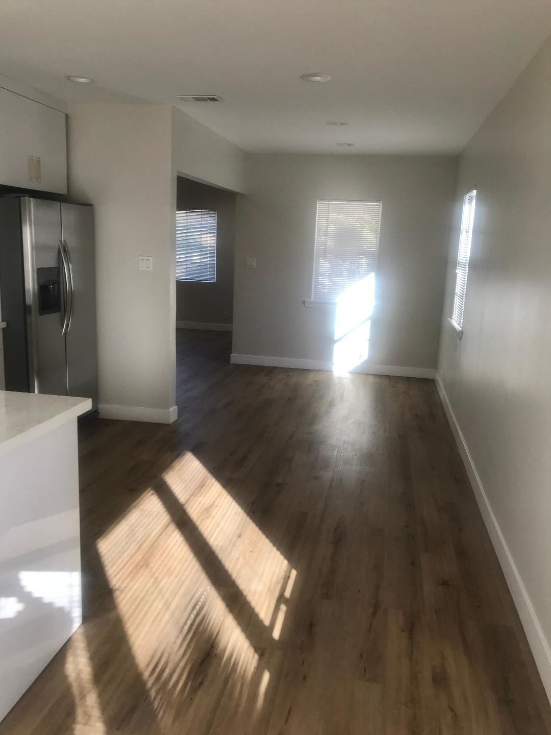 Building Photo - 6433 Gentry Ave