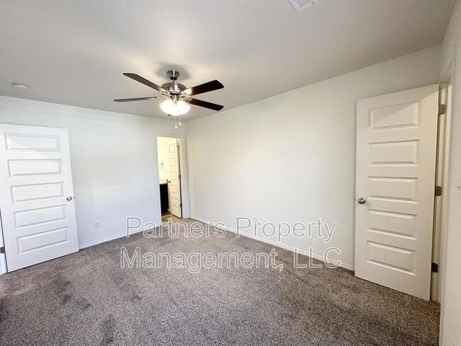 Building Photo - 779 S Amarillo Ave