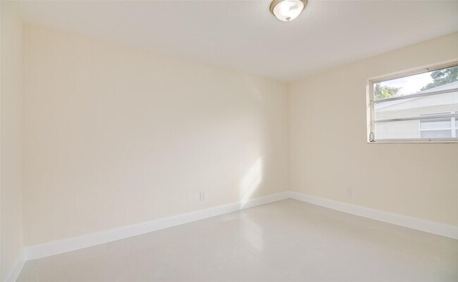 Building Photo - 3105 18th St