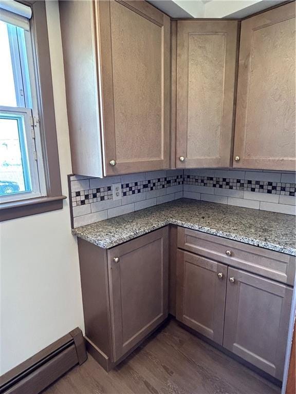 Building Photo - 9 Custer Ave