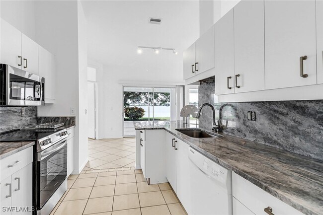 Building Photo - 7023 Mill Pond Cir