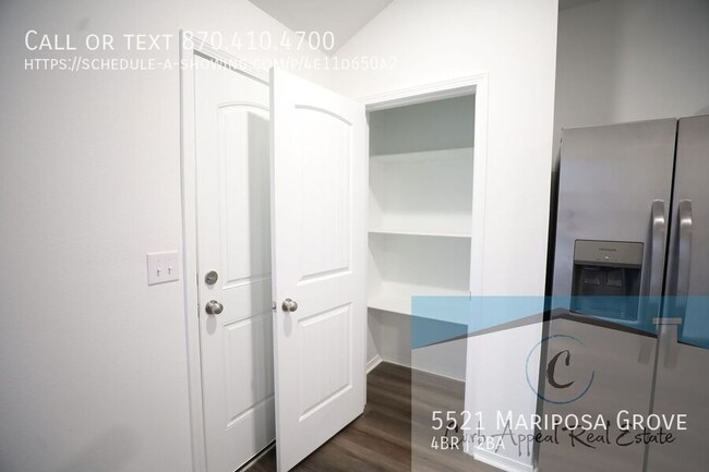 Building Photo - Move in special $950!!  New construction i...