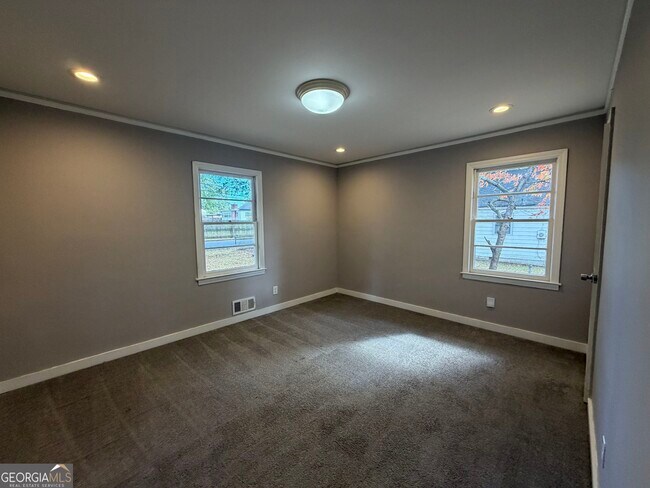 Building Photo - 109 Scarlett Dr