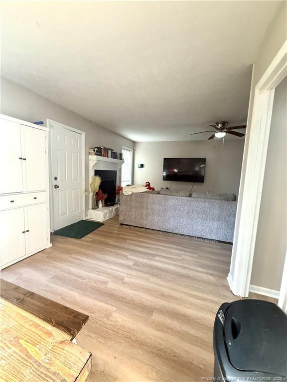 Building Photo - 6873 Kizer Dr