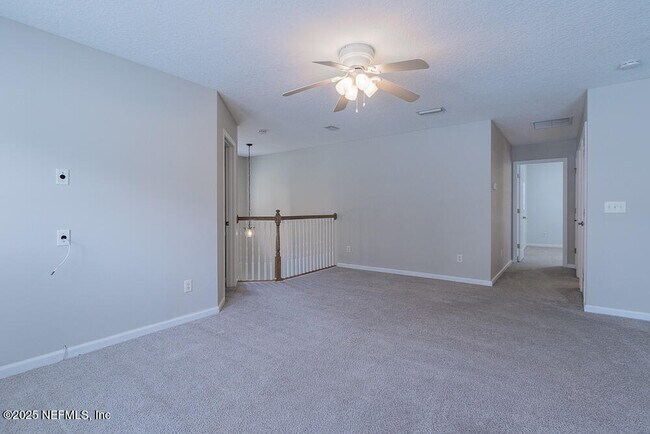 Building Photo - 608 Spruce Creek Rd