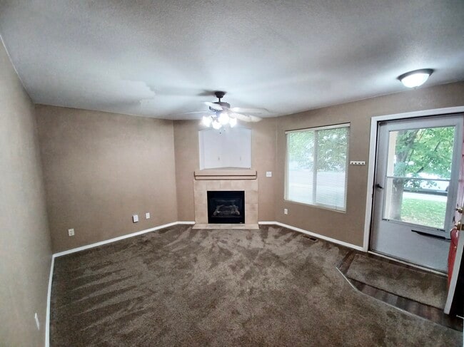 Building Photo - 1713 Woodburn St