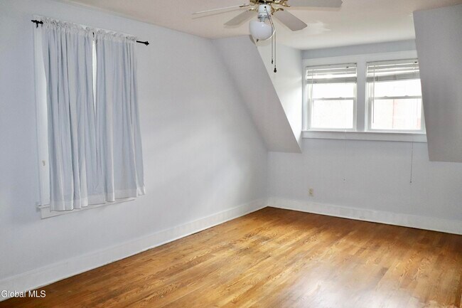 Building Photo - 647 New Scotland Ave