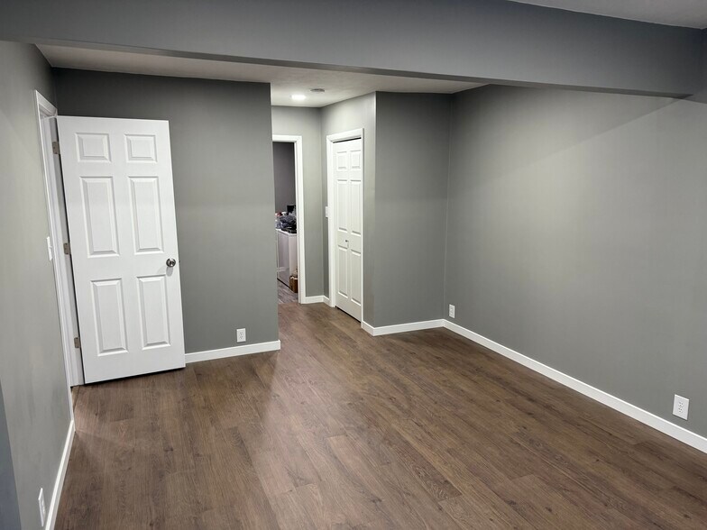 Building Photo - 2517 N Waldron St