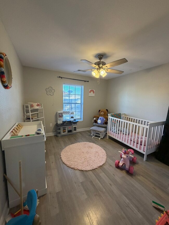 Building Photo - 21935 Lafayette Rd