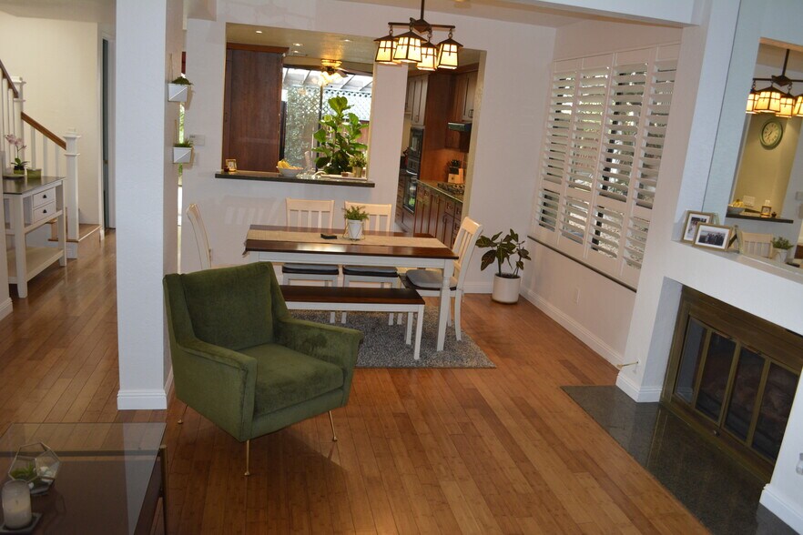 Building Photo - 1244 Valley View Rd