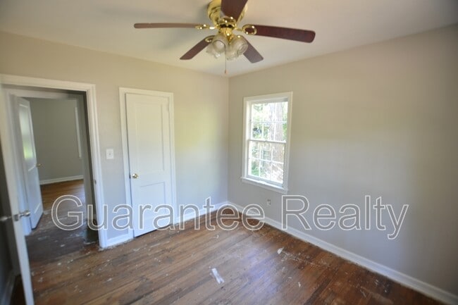 Building Photo - 1314 9th Ave