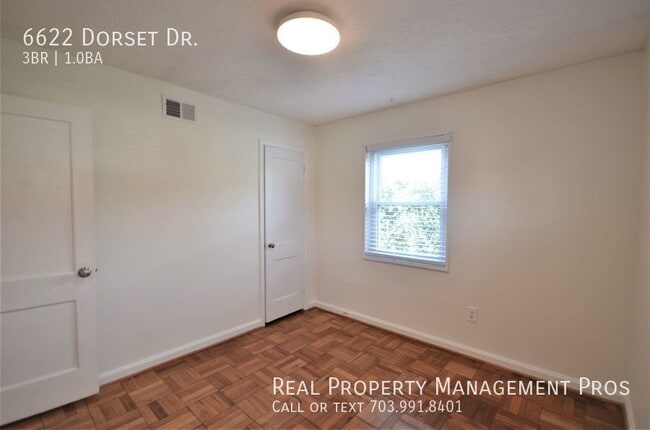 Building Photo - 6622 Dorset Dr