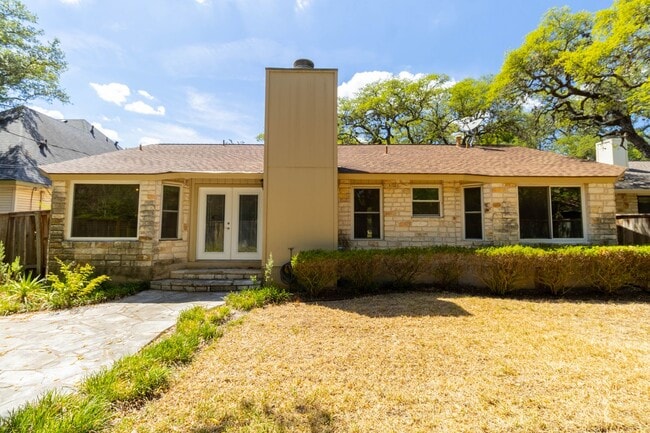 Building Photo - Gorgeous 3 Bedroom, 2 Bathroom Home in Aus...