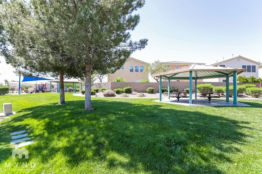 Building Photo - 699 Bridgeford Ct