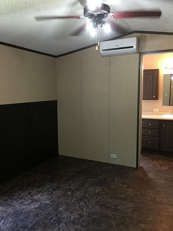 Building Photo - 15 Starlight Dr