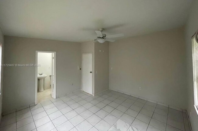 Building Photo - 2 bedroom in North Miami FL 33168