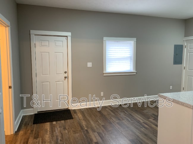 Building Photo - 234 N Addison St