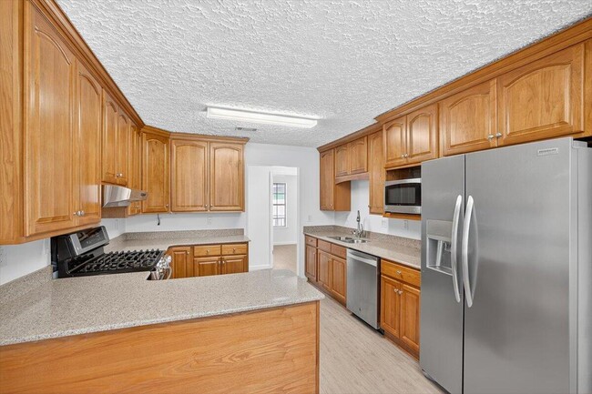 Building Photo - 12 Corbin Ct