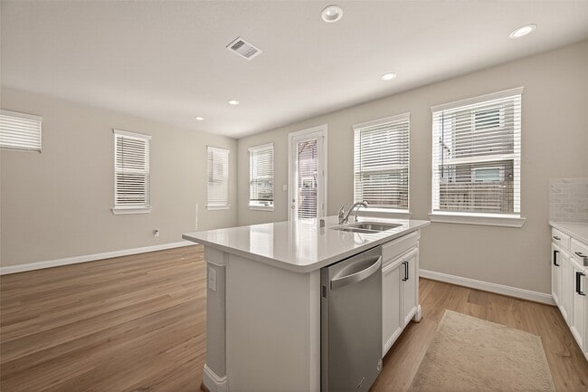 Building Photo - 3118 Cloud Forest Ln