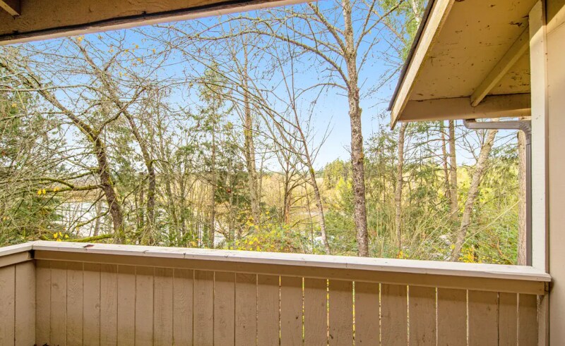 Building Photo - 49 NE Torval Canyon Rd