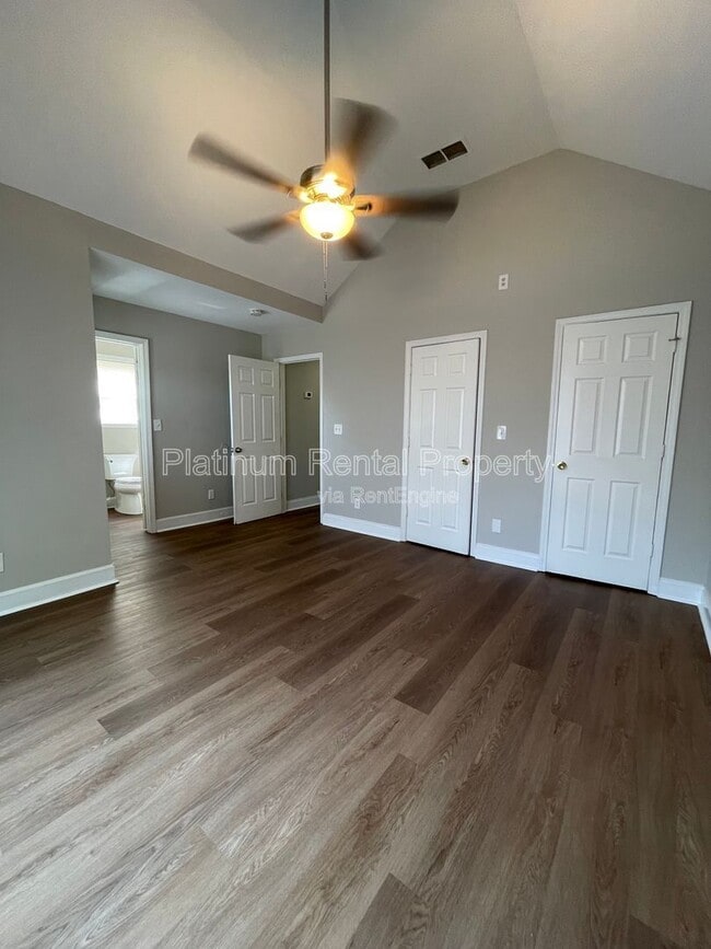 Building Photo - 1135 Coleman St SW