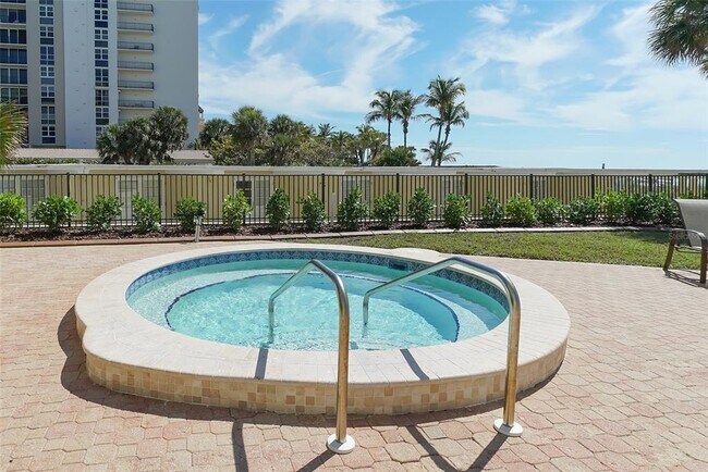 Building Photo - 1100 Benjamin Franklin Dr