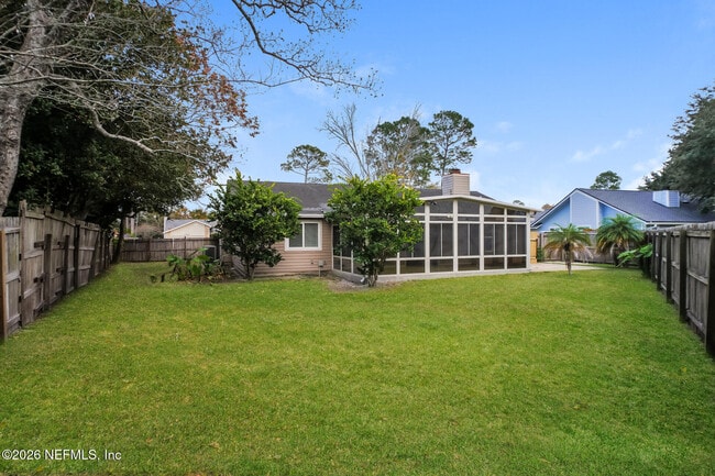 Building Photo - 10030 Huntington Forest Blvd E