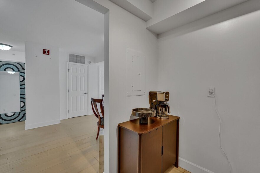 Building Photo - 3401 38th St NW