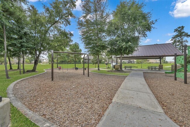Building Photo - 2807 Kingly Pne Trl