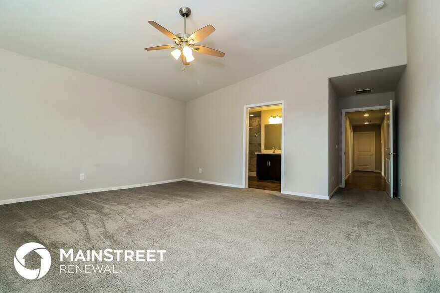 Building Photo - 3839 S 26th St