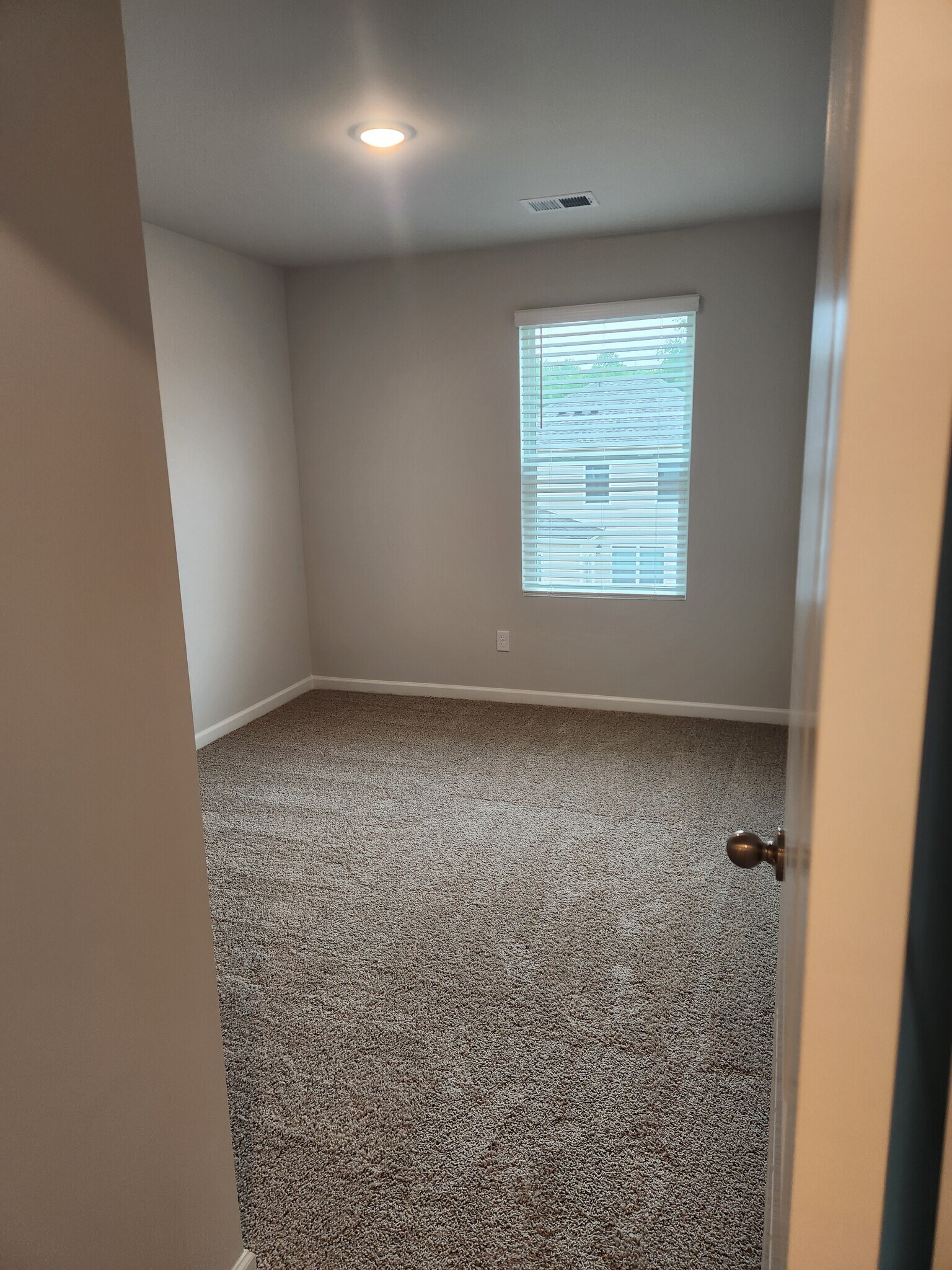 Building Photo - 261 Dale Mires Ln