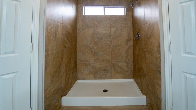 Building Photo - 5507 Slashwood Ln