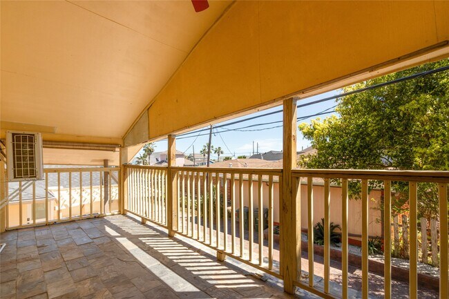 Building Photo - 2507 37th St