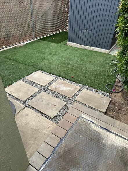 Building Photo - 769 Sunset Ave