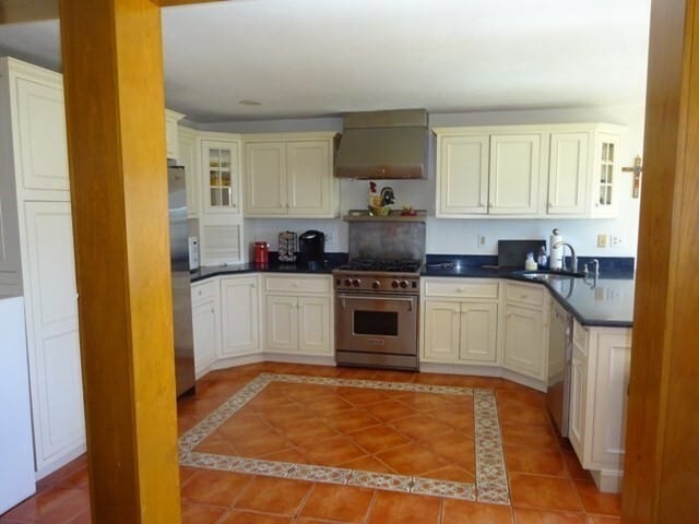 Building Photo - 188 Swifts Beach Rd