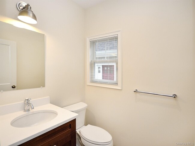 Building Photo - 30 Dunes Ln