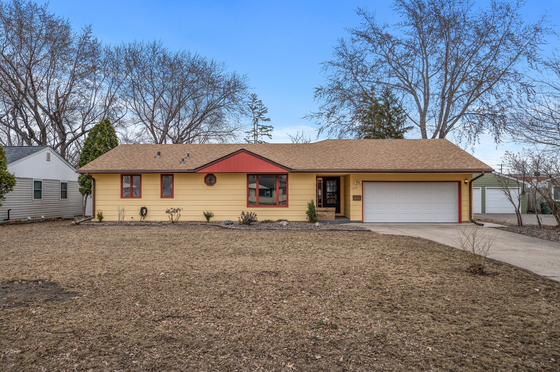 Building Photo - 5616 Nevada Ave N