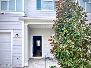 Building Photo - 410 Boracay Cir